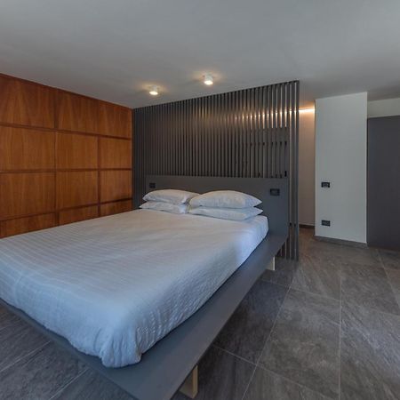 La Barchessa Loft & Rooms - Free Parking Тренто Екстериор снимка